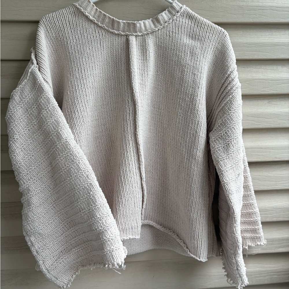 Belle-Sleeved Cream Knit Sweater - Raw Hem